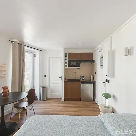 Charming 21m In 20 With Shared Terrace Apartman *